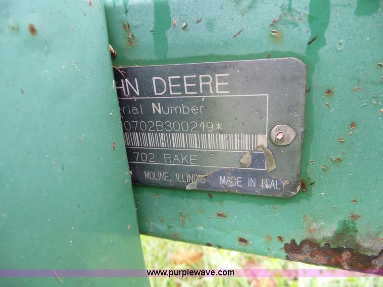 image for item BZ9849 John Deere 702 wheel rake