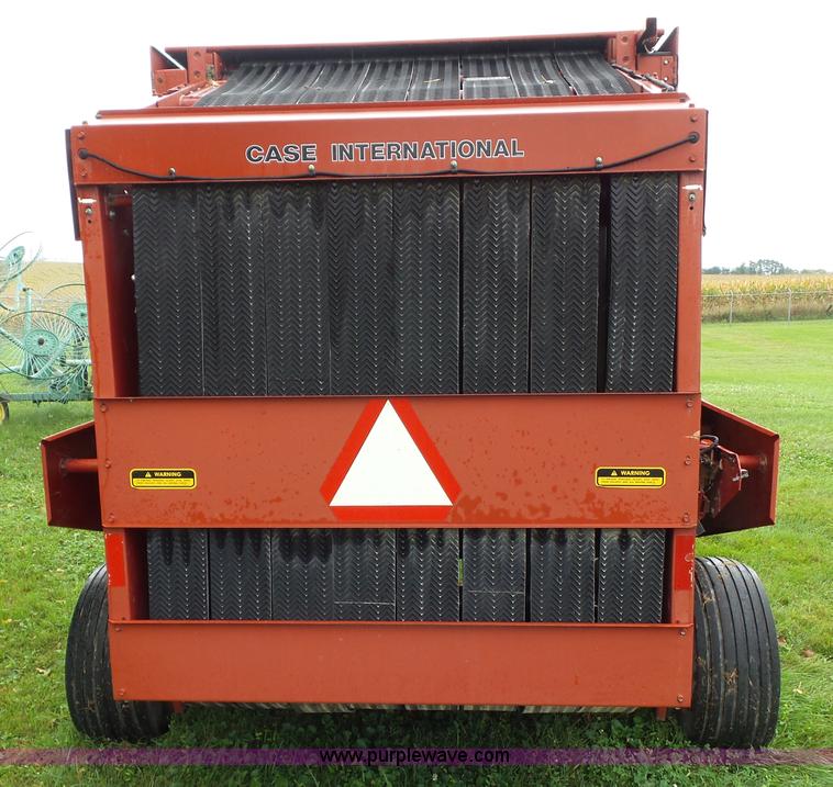 image for item BZ9850 1994 Case IH 8465T round baler