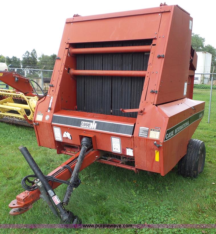 image for item BZ9850 1994 Case IH 8465T round baler