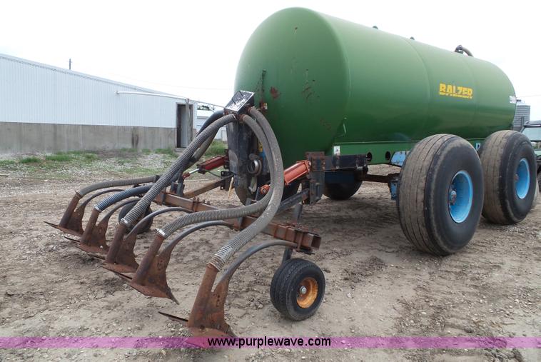 image for item CD9186 Balzer honey wagon