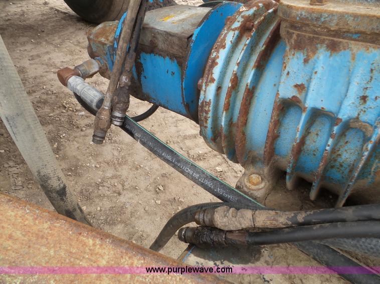 image for item CD9186 Balzer honey wagon