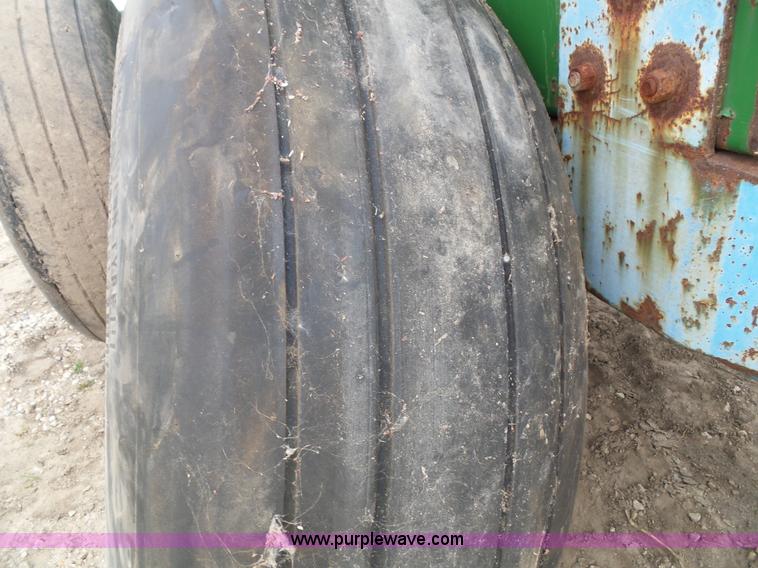 image for item CD9186 Balzer honey wagon