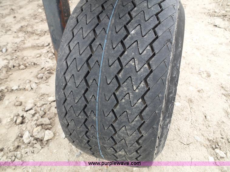 image for item CD9186 Balzer honey wagon