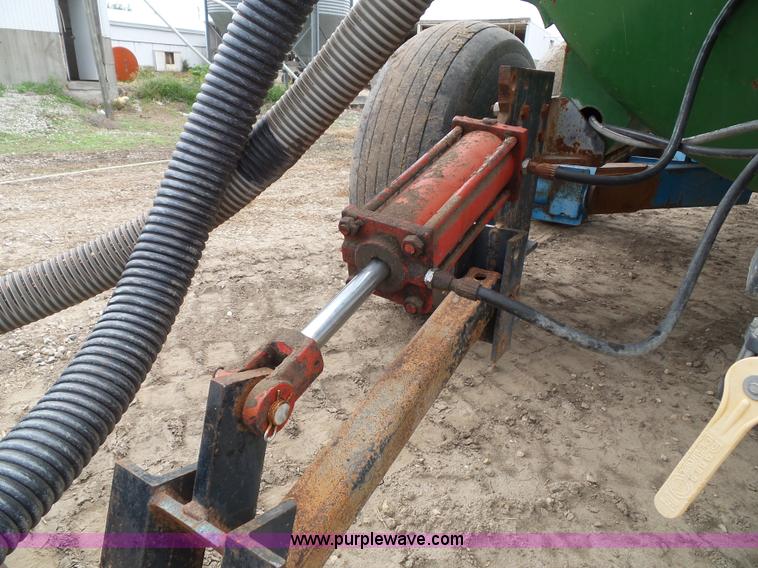 image for item CD9186 Balzer honey wagon