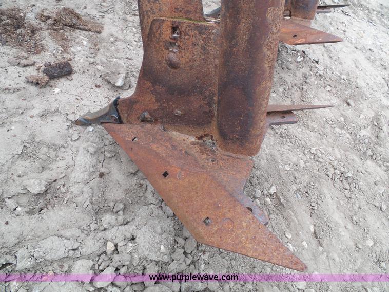 image for item CD9186 Balzer honey wagon