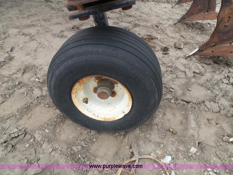 image for item CD9186 Balzer honey wagon