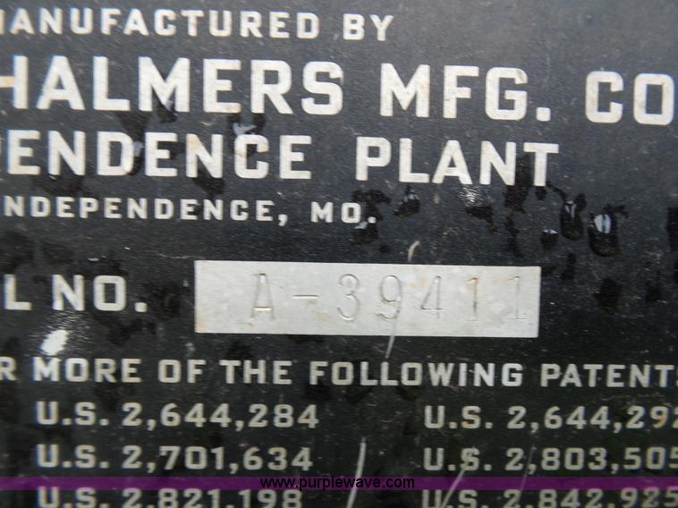 image for item CD9416 Gleaner A combine