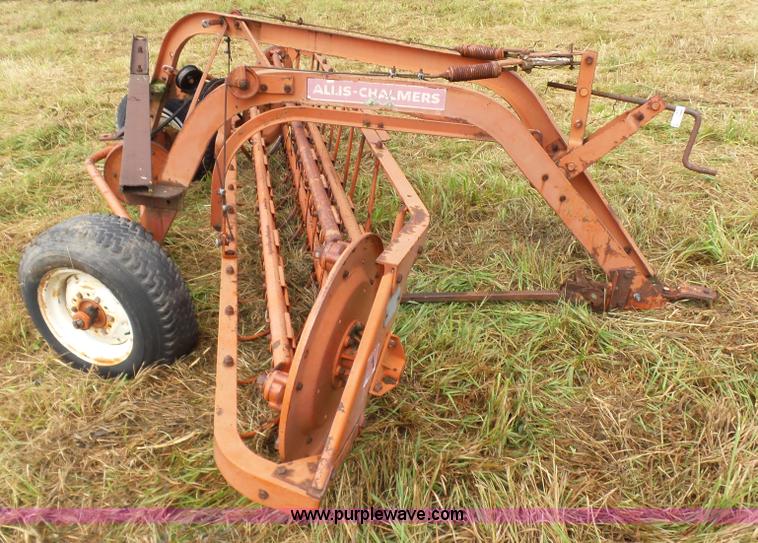 image for item CD9428 Allis Chalmers hay rake