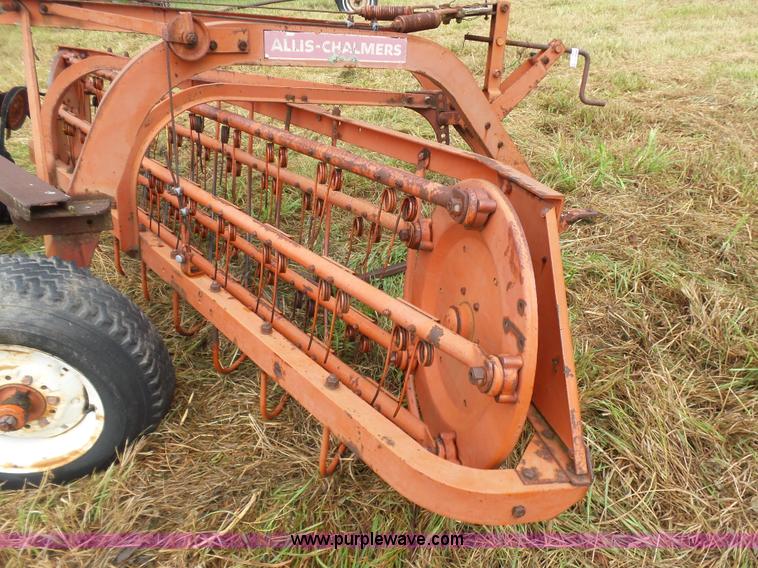 image for item CD9428 Allis Chalmers hay rake