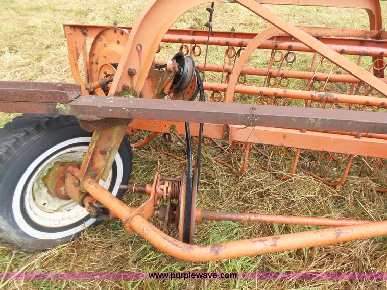 image for item CD9428 Allis Chalmers hay rake