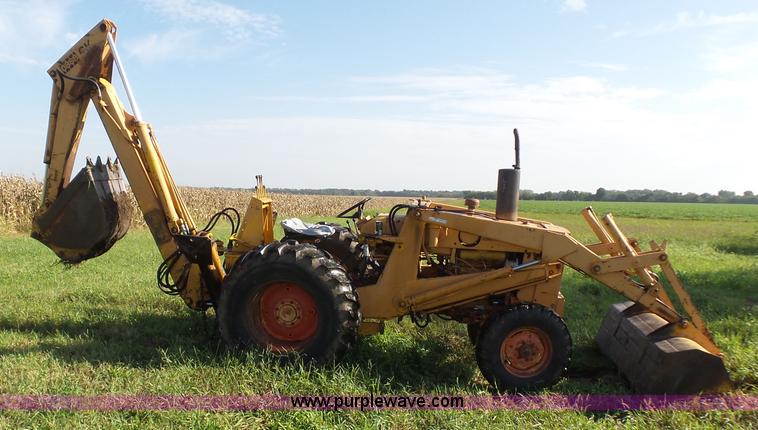 image for item CD9443 Case 480B Construction King backhoe