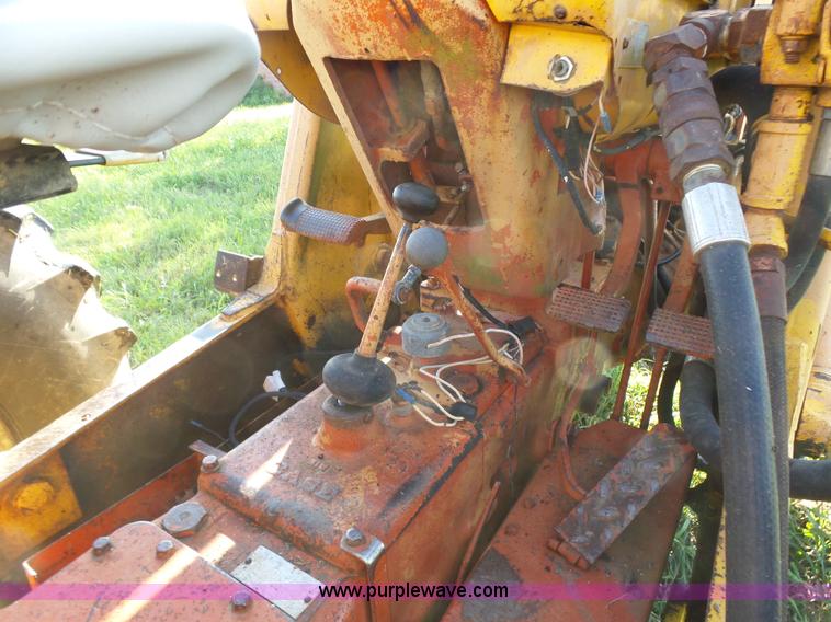 image for item CD9443 Case 480B Construction King backhoe