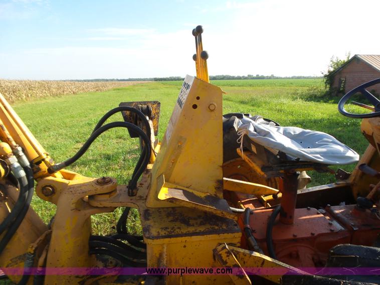 image for item CD9443 Case 480B Construction King backhoe