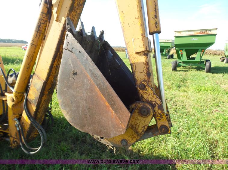 image for item CD9443 Case 480B Construction King backhoe