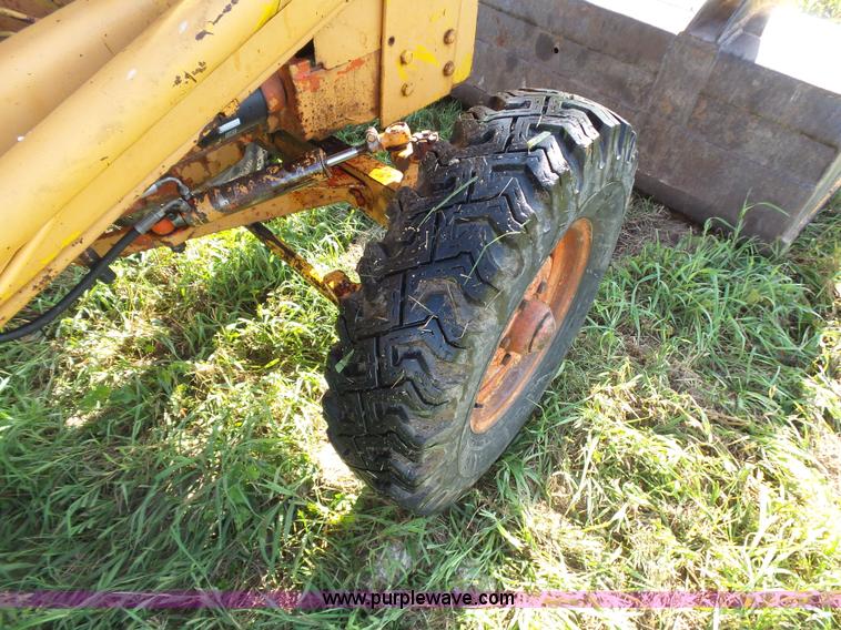 image for item CD9443 Case 480B Construction King backhoe