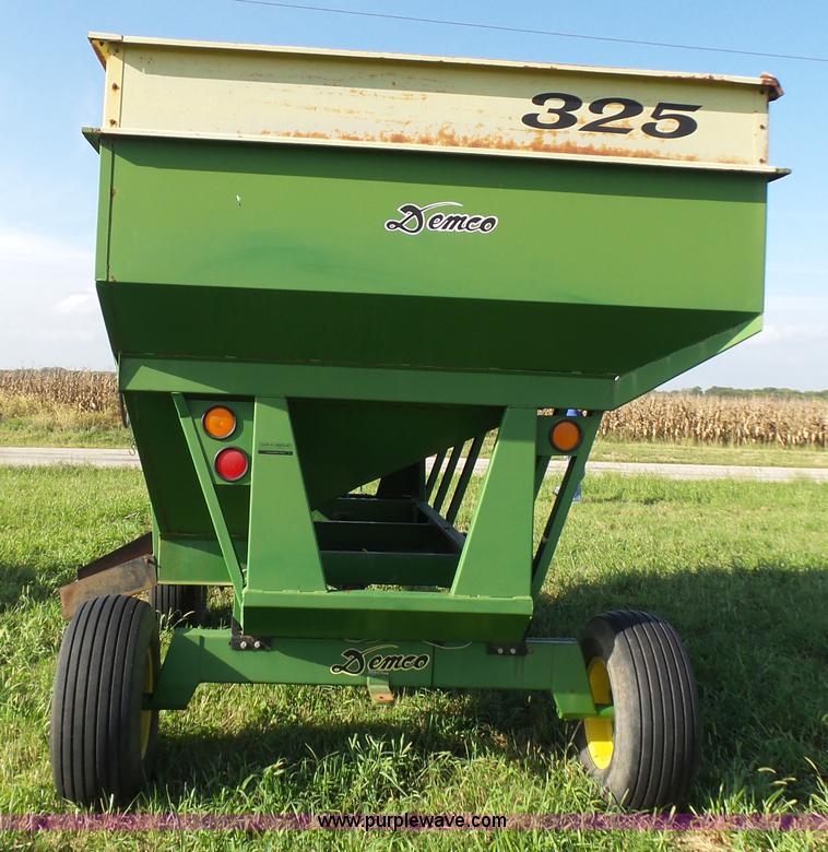image for item CD9444 Demco 325 grain cart