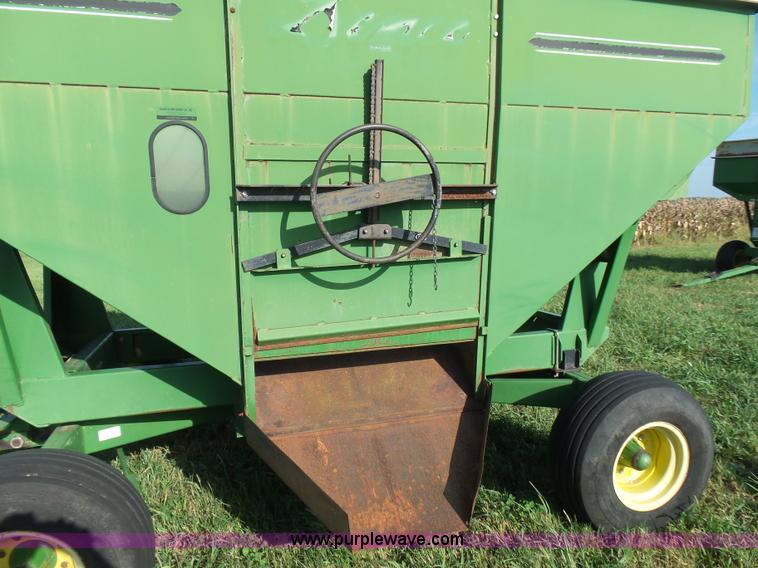 image for item CD9444 Demco 325 grain cart