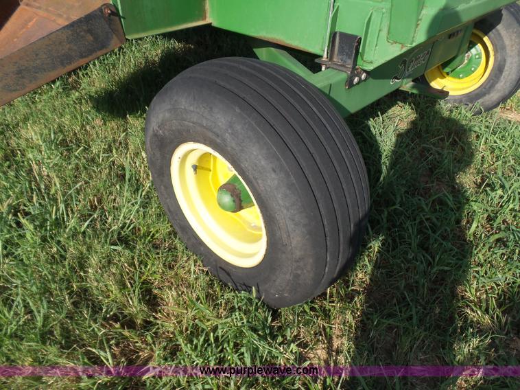 image for item CD9444 Demco 325 grain cart