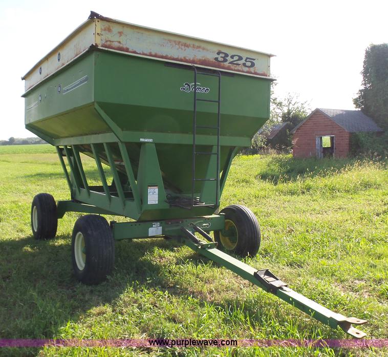 image for item CD9445 Demco 325 grain cart