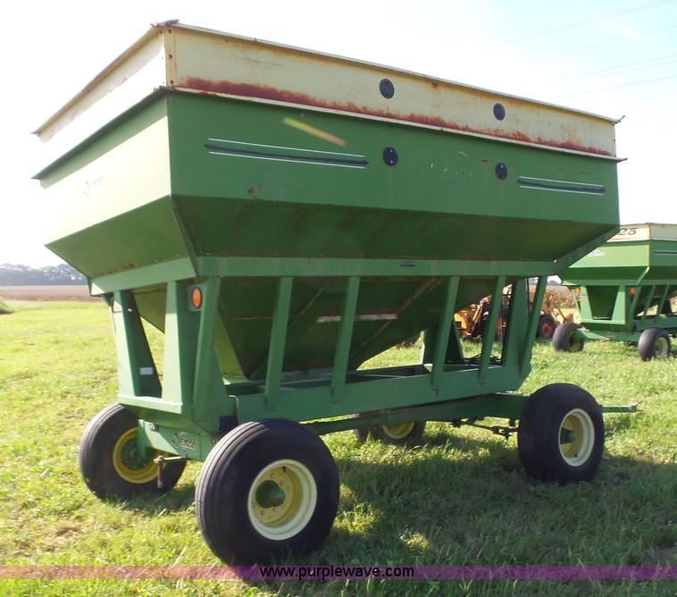 image for item CD9445 Demco 325 grain cart