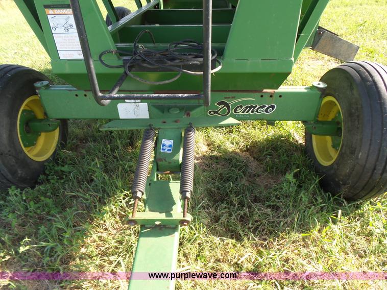 image for item CD9445 Demco 325 grain cart