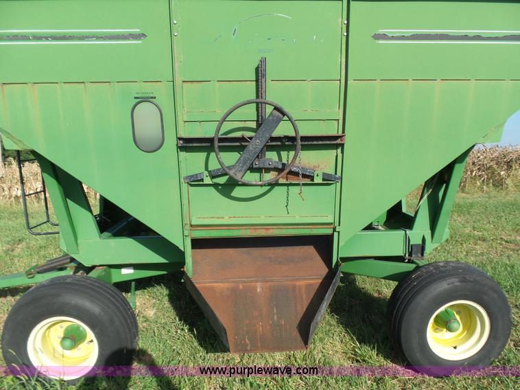 image for item CD9445 Demco 325 grain cart