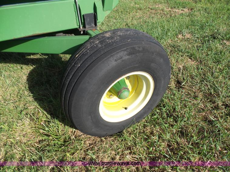 image for item CD9445 Demco 325 grain cart