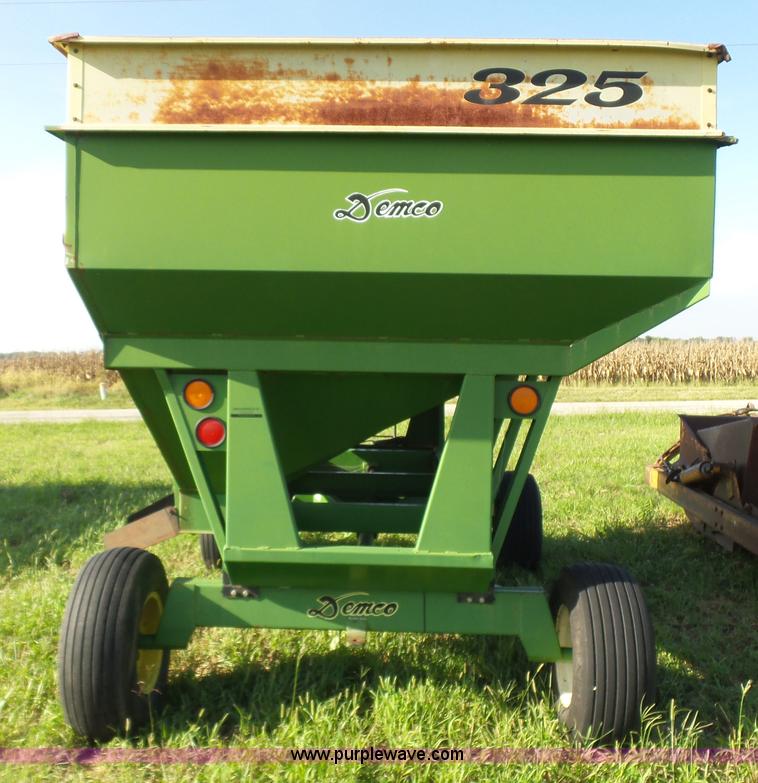 image for item CD9446 Demco 325 grain cart
