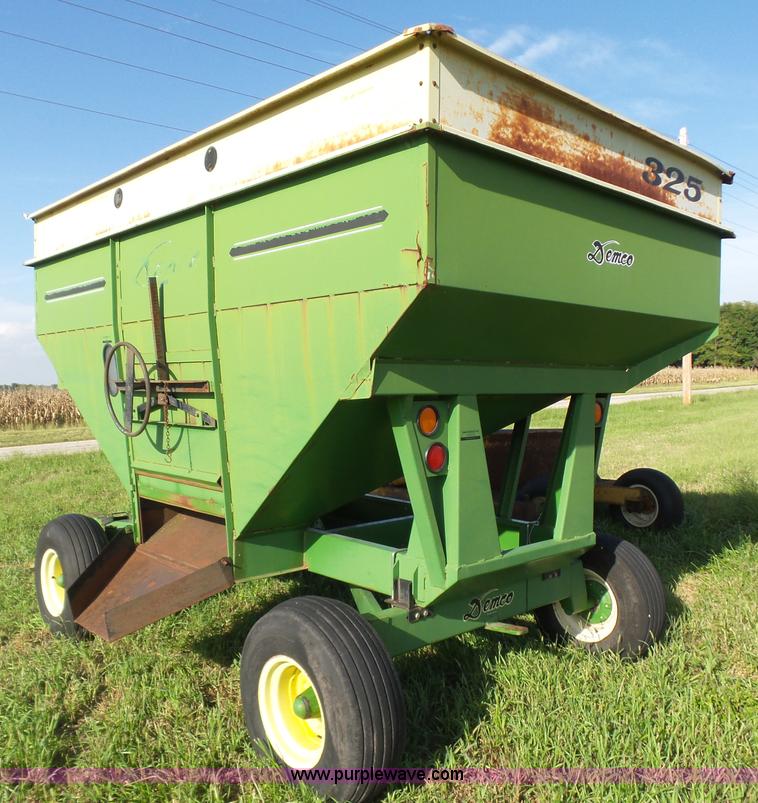 image for item CD9446 Demco 325 grain cart