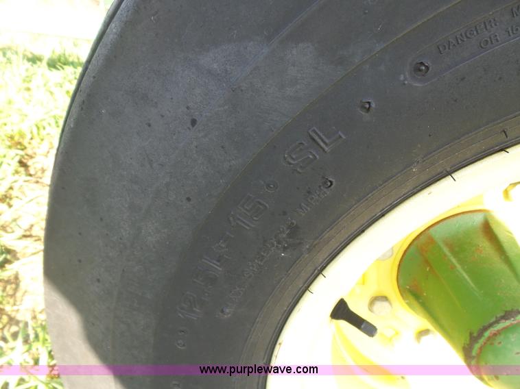 image for item CD9446 Demco 325 grain cart