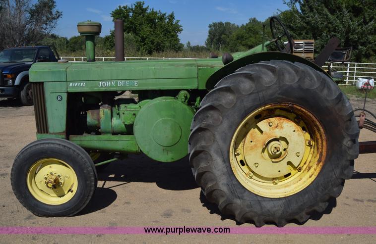 image for item CD9459 John Deere R tractor
