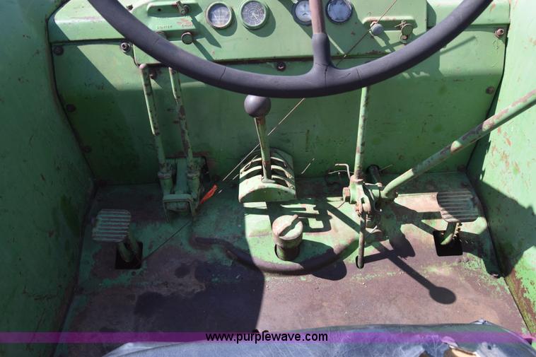 image for item CD9459 John Deere R tractor