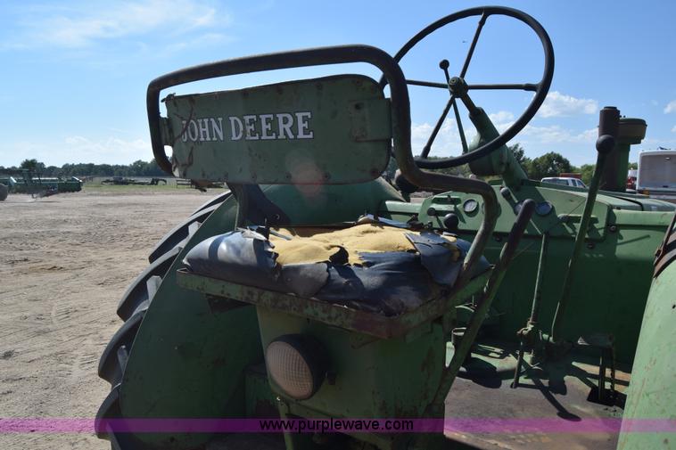 image for item CD9459 John Deere R tractor