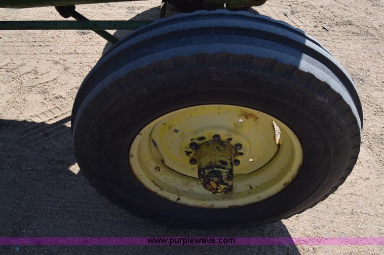 image for item CD9459 John Deere R tractor