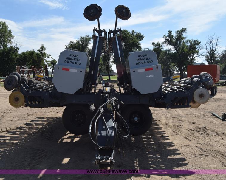 image for item CD9470 2000 CrustBuster 4030 no-till grain drill