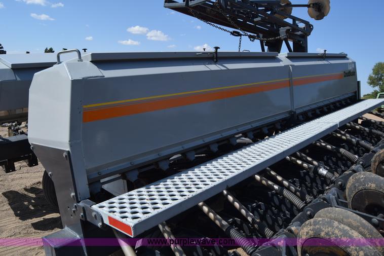 image for item CD9470 2000 CrustBuster 4030 no-till grain drill