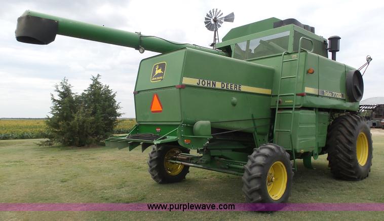 image for item DA4503 1982 John Deere 7720 combine