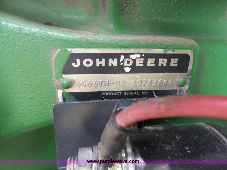 image for item DA4503 1982 John Deere 7720 combine
