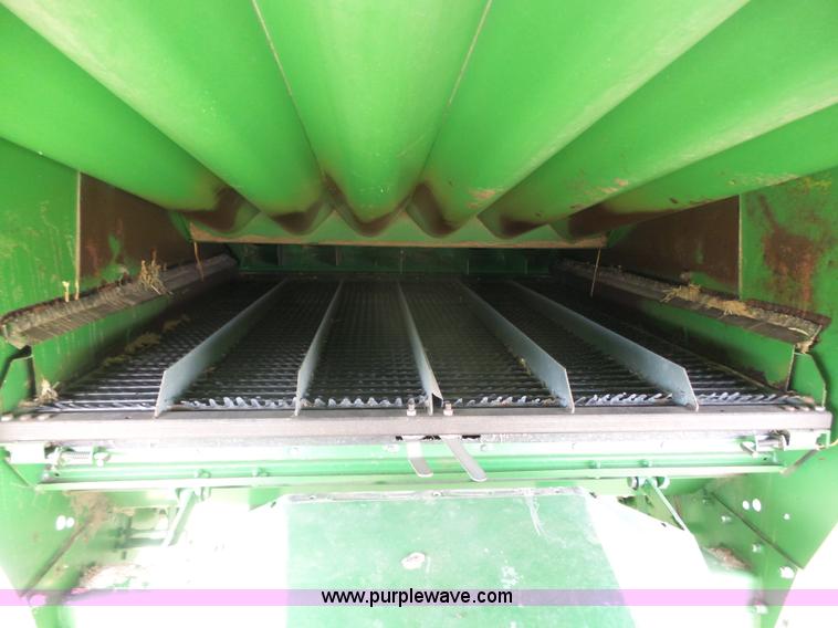 image for item DA4503 1982 John Deere 7720 combine