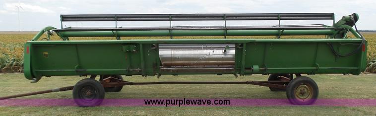 image for item DA4503 1982 John Deere 7720 combine