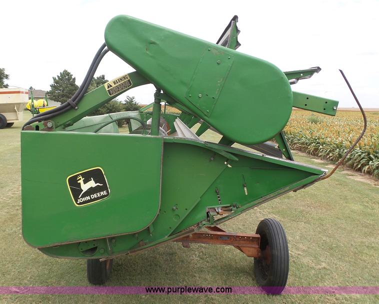 image for item DA4503 1982 John Deere 7720 combine