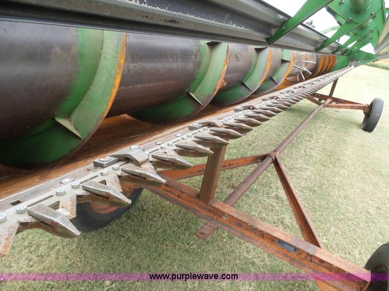 image for item DA4503 1982 John Deere 7720 combine