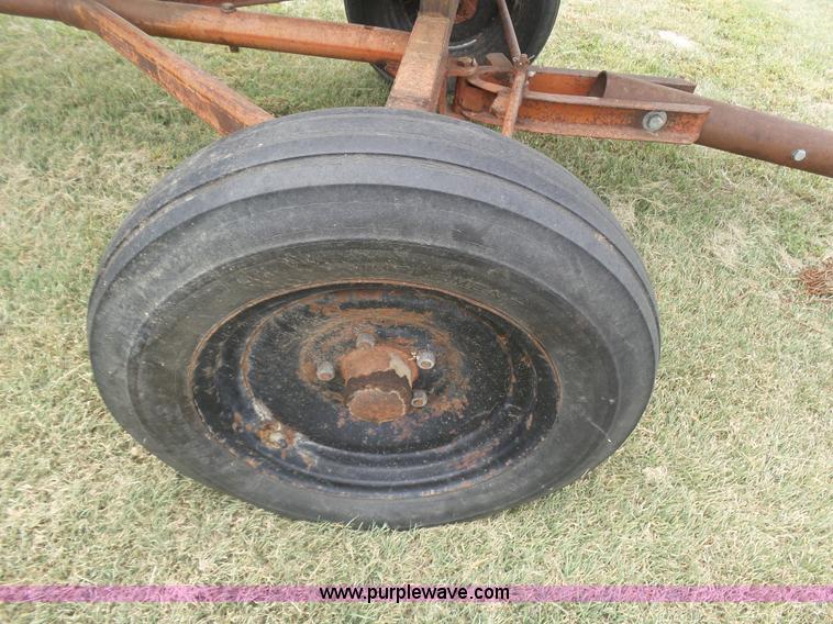 image for item DA4503 1982 John Deere 7720 combine