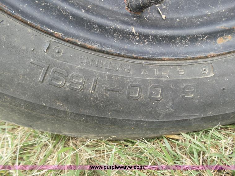 image for item DA4503 1982 John Deere 7720 combine