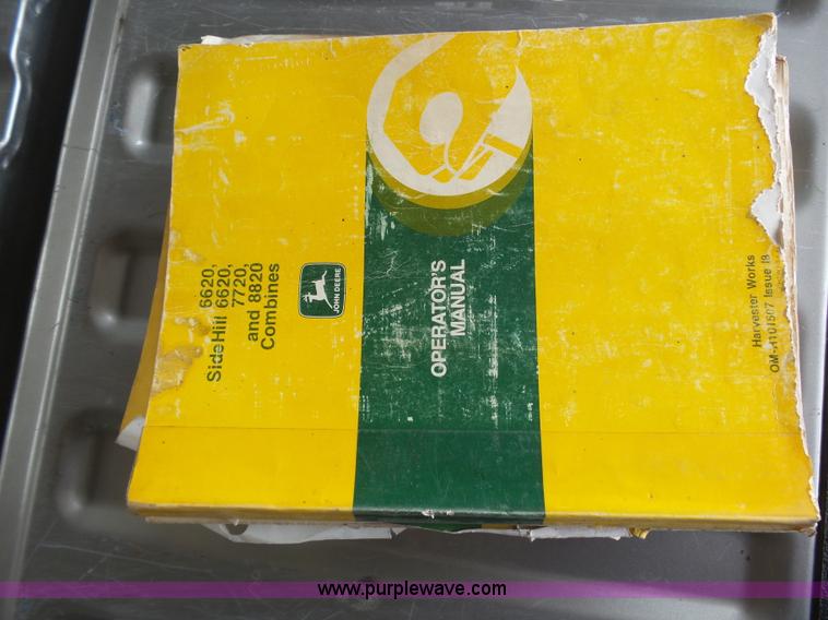 image for item DA4503 1982 John Deere 7720 combine