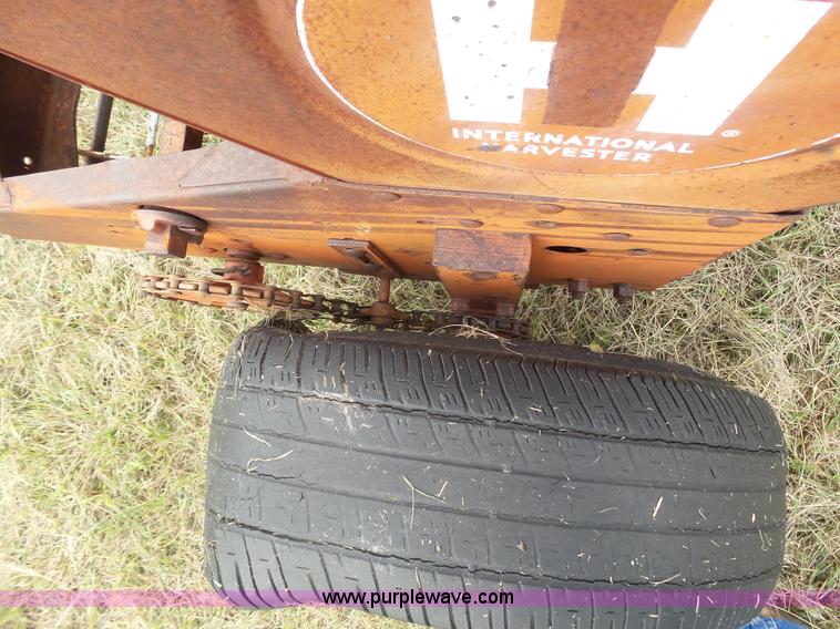 image for item DA4516 International 16X10 grass drill