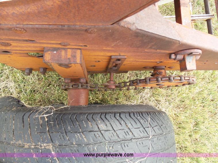 image for item DA4516 International 16X10 grass drill