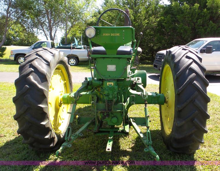 image for item DA8784 John Deere 70 tractor