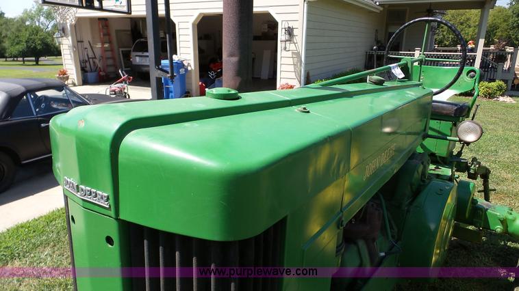 image for item DA8784 John Deere 70 tractor
