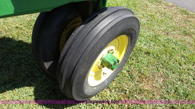 image for item DA8784 John Deere 70 tractor